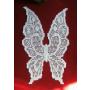 Papillon blanc napperon crochet filet art textile fait main neuf .