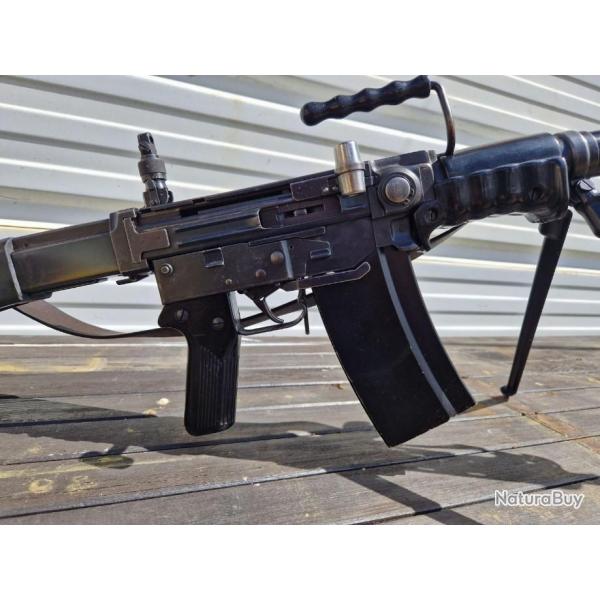 Fusil D Assaut Suisse Fas Stg Stgw Cal X Fusils