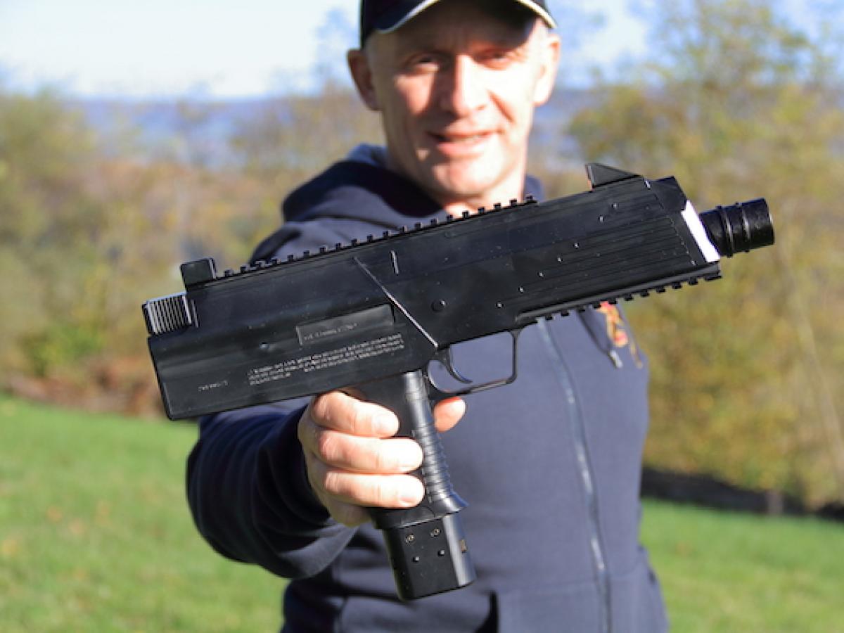 Airgun Pistolet Crosman Night Stalker Billes acier 4,5 CO2 3,7 J Laser  intégré