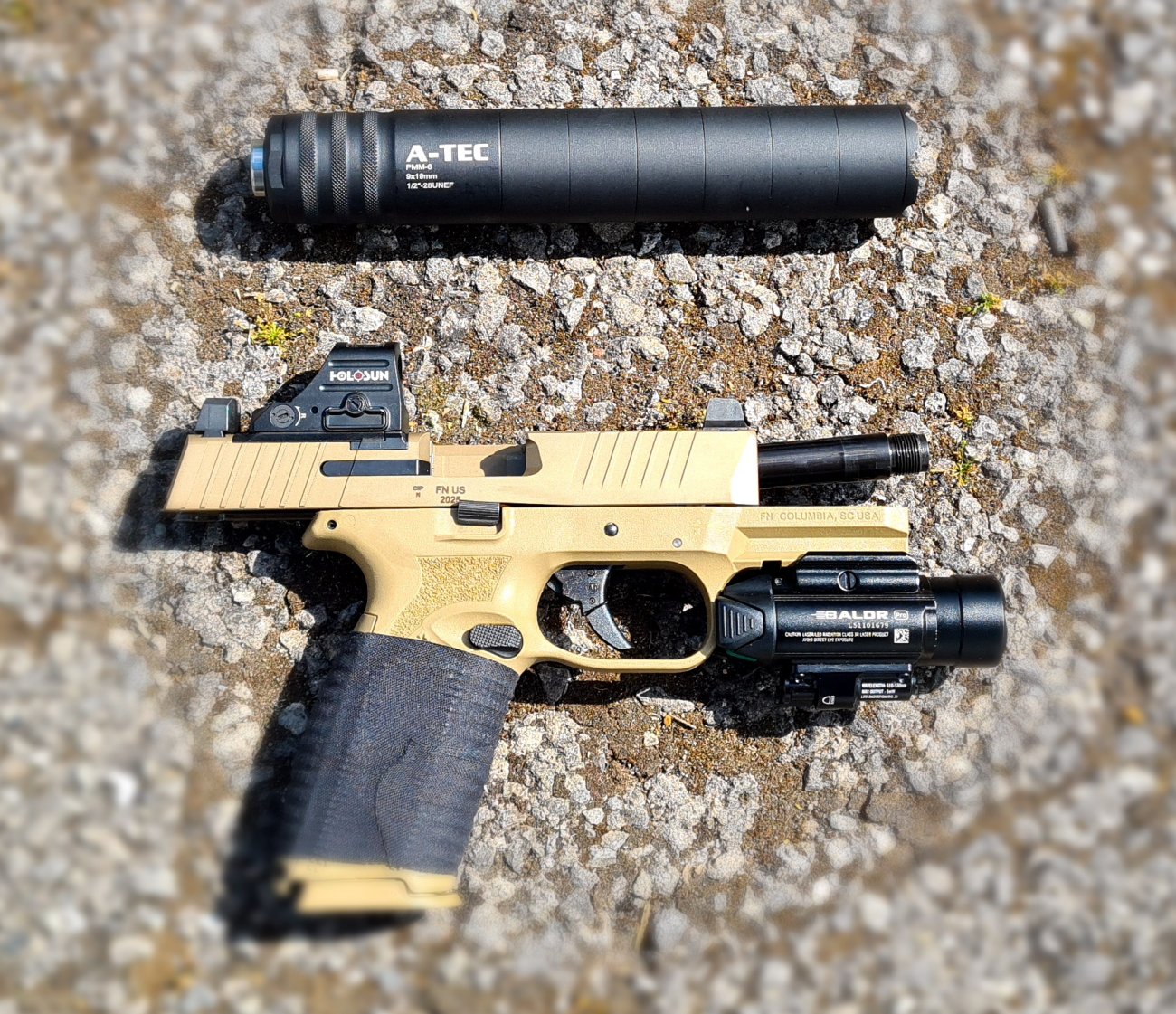 FN 509 Tactical et des accessoires