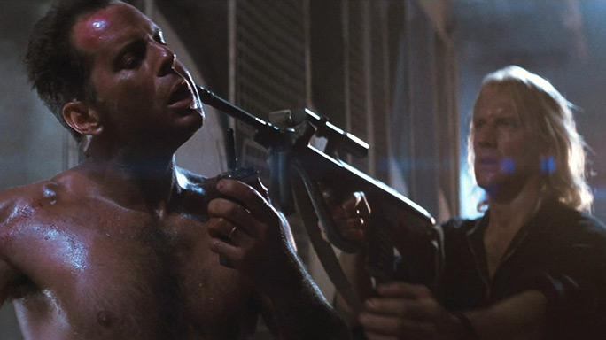 L'AUG est trs populaire dans Die Hard (Pige de Crystal).