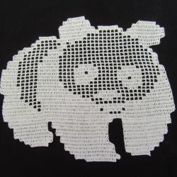 Décoration textile , napperon "Panda "  Linge de table. (1)