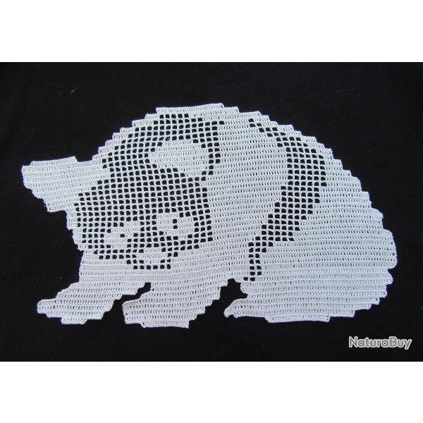 Panda , napperon en dentelle de Crochet .