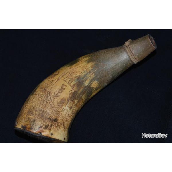 CORNE A POUDRE AMERICAINE GRAVEE-AMERICAN ENGRAVED POWDER HORN-TRAPPEUR-NORTH AMERICA ETHNIC-XVIII