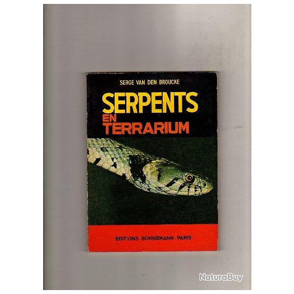 serpents en terrarium. Editions Bornemann