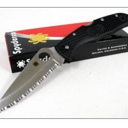 Couteau SPYDERCO Black ENDURA 4 VG10 SERRATED SC10SBK