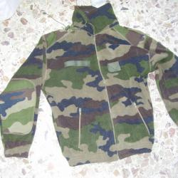 blouson camo CE polaire  M neuf