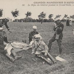 CPA- Grandes Manoeuvres  D'AUTOMNE -Le Repas du Général pendant la Grand 'Halte N°182