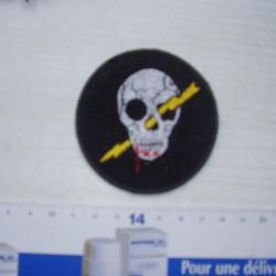 ECUSSON   ARMEE  tete de mort