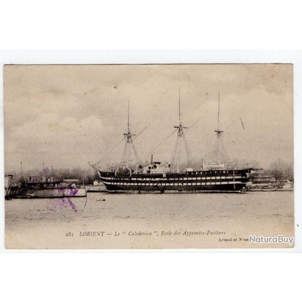 CPA - LORIENT - Le " Caledonie " cole des Apprenties -Fusiliers  N1209