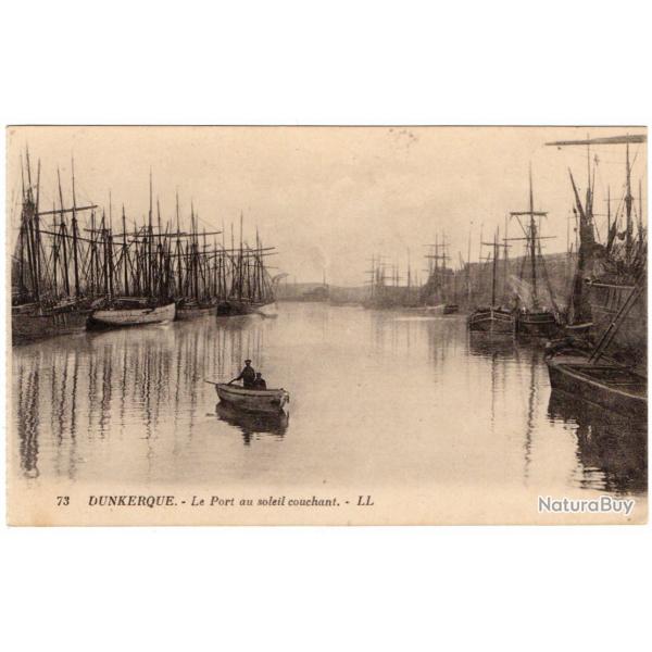 CPA - Marine- DUNKERQUE -Le Port au soleil couchant N1216