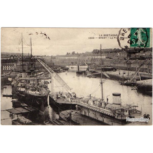 CPA - Marine Militaire - LA BRETAGNE " Brest- Port Militaire - N092