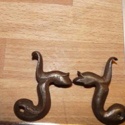 1 ou 2 Chien de vieux fusils &agrave; Broches