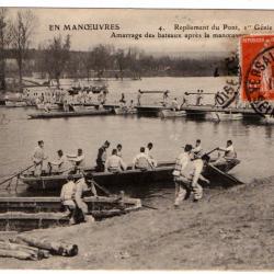 CPA -  Militaire - EN MANUVRES Repliement du Pont 1 er Génie  de VERSAILLES Amarrage bateaux N°1215