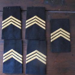 Epaulettes / Insignes militaires