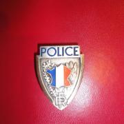 Police & Gendarmerie - Insigne Police - émaillé - fixation par vis