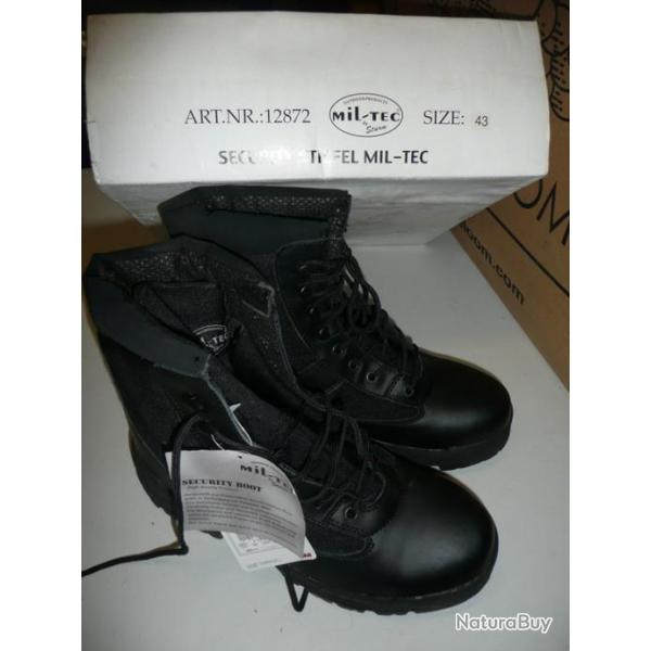 DESTOCKAGE : bottes intervention taille 43 rf 12872 SECURITY BOOTS