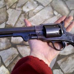 revolver Rogers & Spencer army calibre 44, montrant des signes d'utilisation