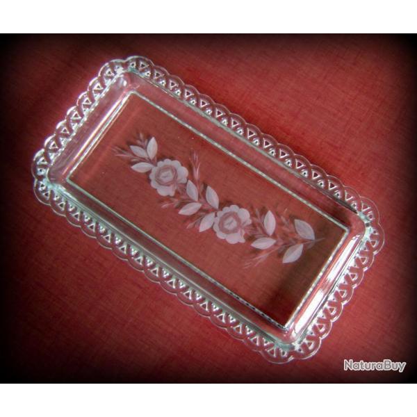 Ancien plat  gteau en verre grav  l'acide et au motif floral annes 30-Plat  gteau motif grav
