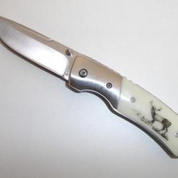 Couteau PLIANT de poche lame de 8 cm  Décor CERF