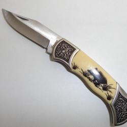 GROS Couteau PLIANT de poche lame de 8 cm  Gravé avec Décor SANGLIER