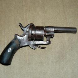 REVOLVER 7 MM