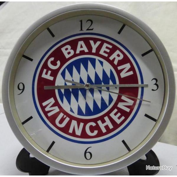 Pendule murale horloge 20cms FOOTBALL BAYERN MUNICH MUNCHEN BUNDESLIGA UEFA