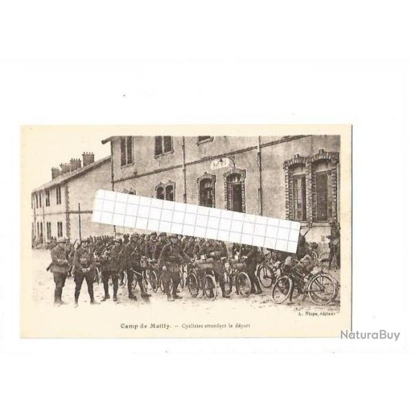 camp de mailly . cyclistes attendant le dpart. manoeuvres militaires