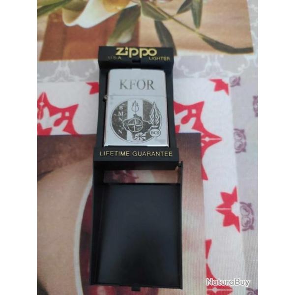 BRIQUET A ESSENCE ZIPPO KFOR OTAN KOSOVO