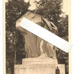 lyon , le cénotaphe , le monument aux morts . 1914-1918