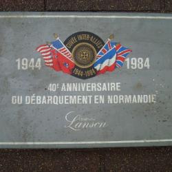 Coffret commémoratif  1944/1984 débarquement   champagne LANSON