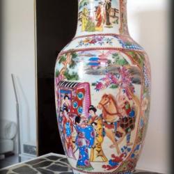 Vase aux motifs japonisant-porcelaine de Chine- XXème-Japon-Chine-36cm-Satsuma