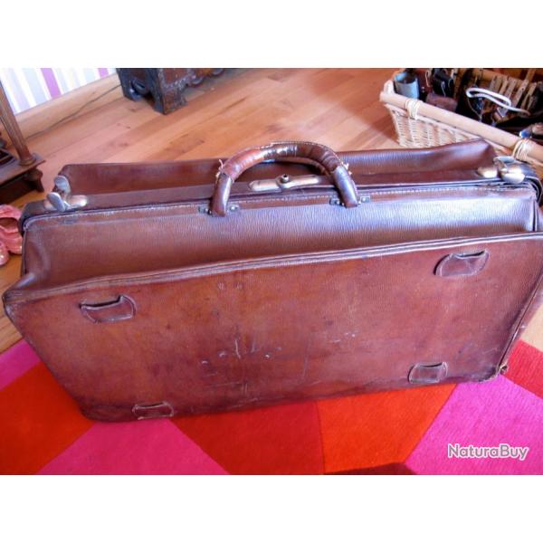 Ancienne valise sac en cuir faon OLD WEST