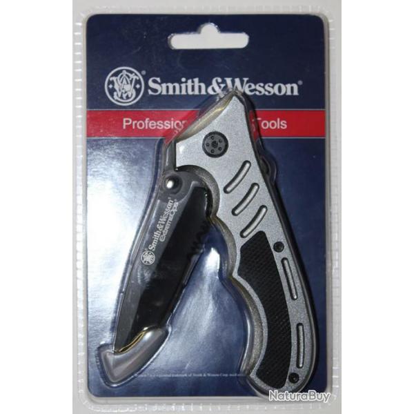 Couteau Smith&Wesson Extreme Ops Acier Inox Serrated Manche Aluminium SWA16CP