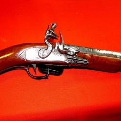 Pistolet à silex  du18ème à terminer .