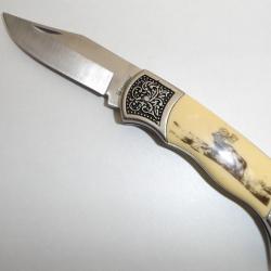 Pour Chasseur GROS Couteau Pliant de poche lame de 8 cm  Gravé avec Décor CERF
