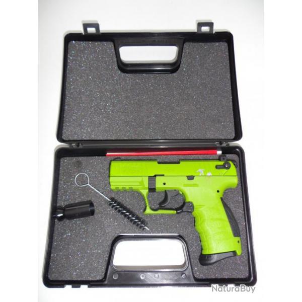Tire de fuse avec Pistolet Automatique  WALTHER  P22Q  ZOMBSTER  ( vert )  Cal. 9mm  blanc