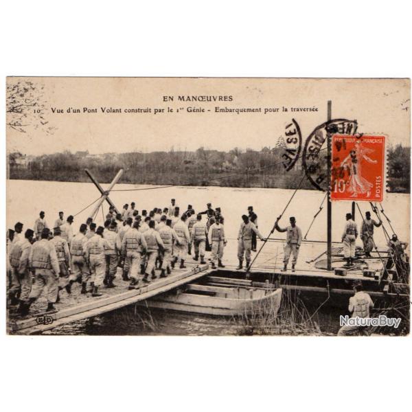 CPA -  Militaire EN MANUVRES Vue d'un Pont Volant construit par le 1 er Gnie- Embarquement N1211