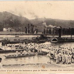 CPA -  Militaire Construction d'un pont de bateaux par le Génie N°1212