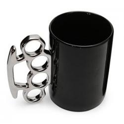 Vaisselle avec MUG Poing Américain Design Noir / Anse en métal Argenté