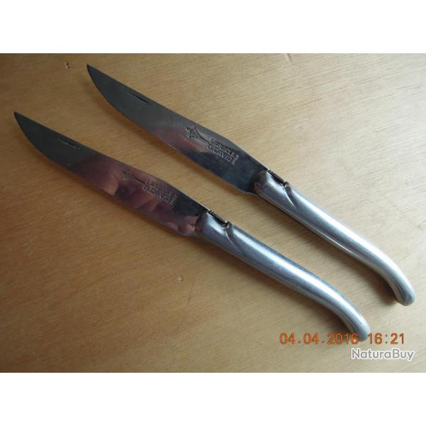 Deux couteaux fixe"Laguiole G.David "de debut des annes 2000 .Fabrication tout inox. Bon tat