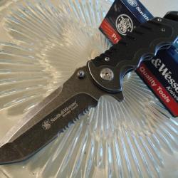 Couteau de Garde Frontières Smith&Wesson Border Guard Tanto Acier 7Cr17 Manche Acier Cutter SWBG10S