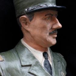 Le Buste du Général de Gaulle