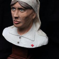 Buste d'une Infirmière Française de 14-18 (Made in France) -Finition blanc cassé