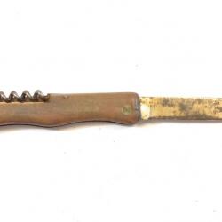 Ancien couteau sans marque datant du début du 20è siècle, ressort cassé