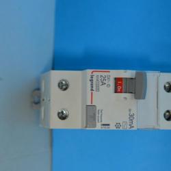 interrupteur différentiel legrand 25A 30ma type AC