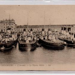 CPA - Marine Militaire -CHERBOURG - L'Arsenal - La Défense Mobile-N°1310