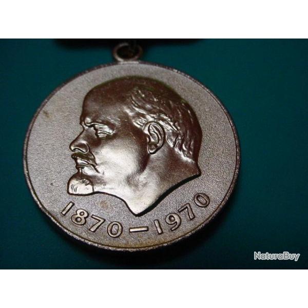 Belle mdaille de l'URSS du 100 me anniversaire de la naissance de Lnine.
