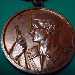 Belle m&eacute;daille Serbe du Courage.