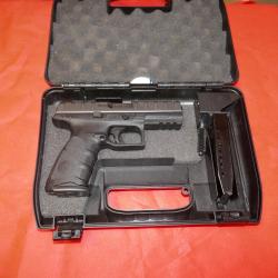 Pistolet BERETTA APX en 9x19mm